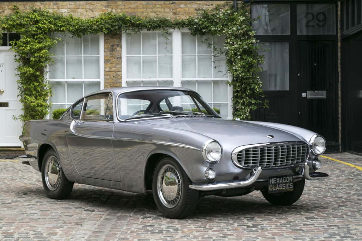 iconic cars of the 60's - 1963 Volvo P1800