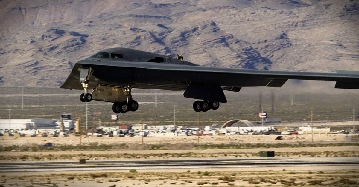 B-2_A B-2 Spirit bomber comes in Nellis Air Force Base