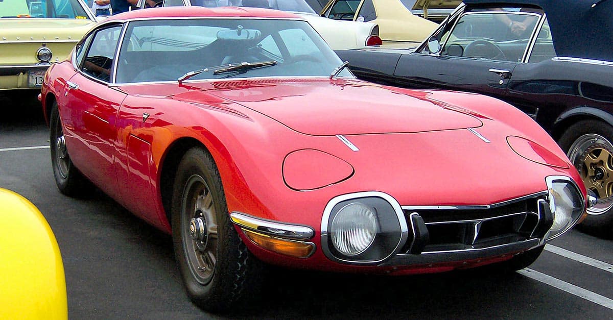 Toyota_2000GT