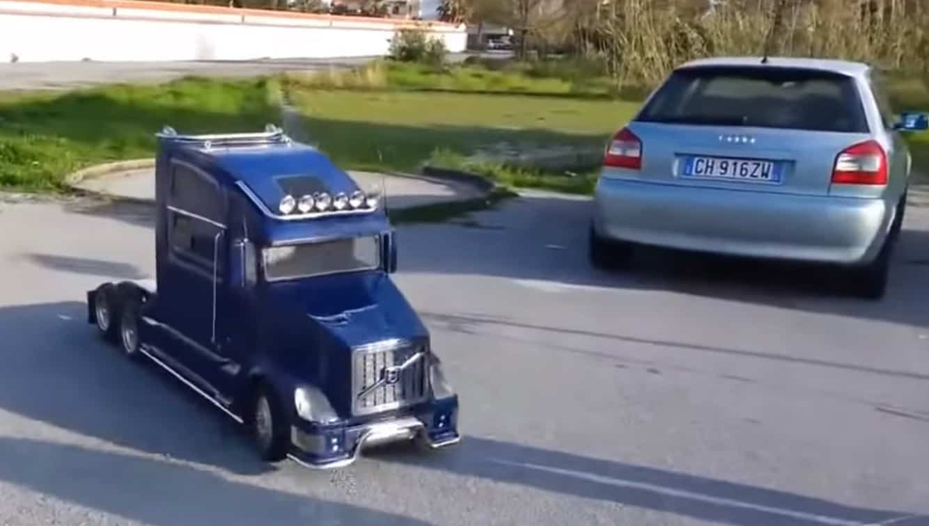 RC 16 Wheeler - 10 Large RC Trucks RC 16 Wheeler - 10 Large RC Trucks
