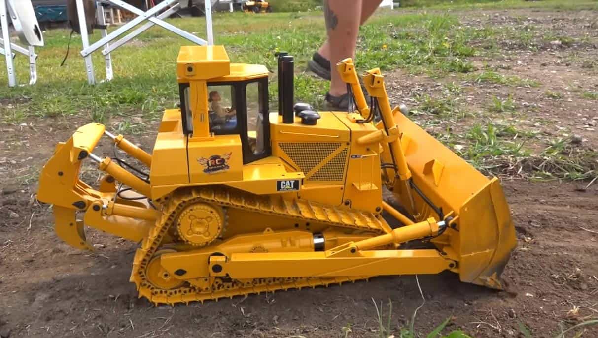 DXR2 Dozer