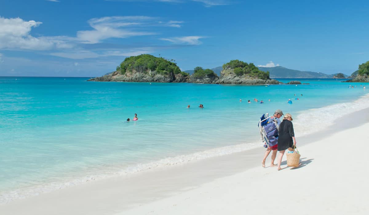 trunk-bay-beach(Battery Hill)