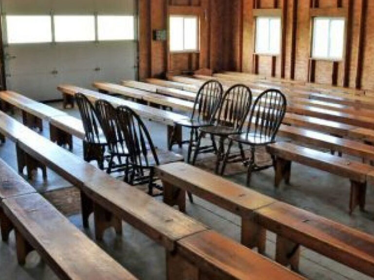 40 Strange Rules & Fascinating Customs Of The Amish Culture - Page 9 of